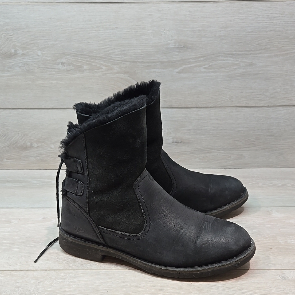 Ugg Australia Women's Black Leather Back Ties Shoes Boots Sz 8